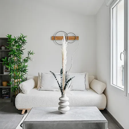 Le Nid - Proche Paris & - Parking - Wifi Apartment *