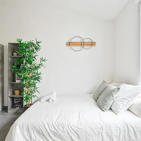 Le Nid - Proche Paris & - Parking - Wifi Apartment